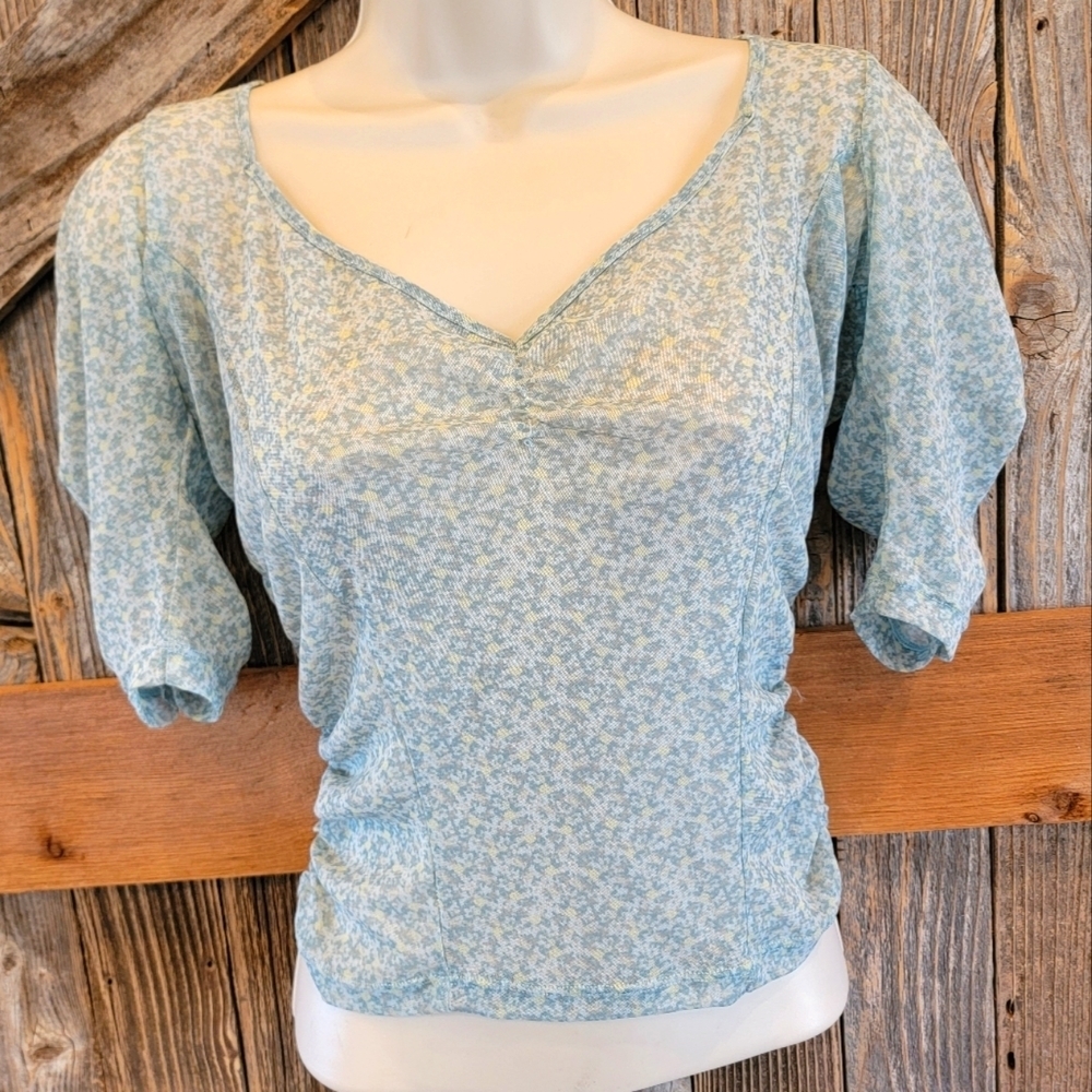 Urban Outfitters Woman's Sz Medium Sheer Blue Floral Blouse Ruched Sleeve